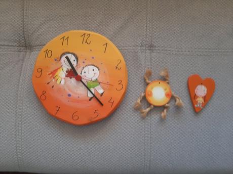 Hodinky-ručná práca., 