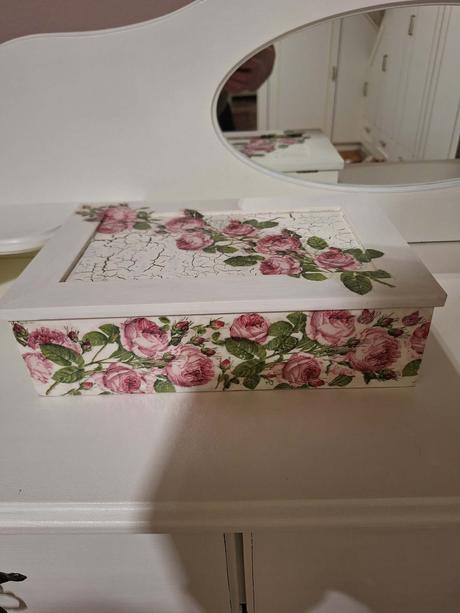 Drevená krabička na čaj, 