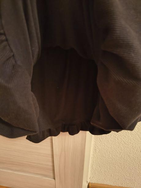 Dámska bavlnená sukňa, m