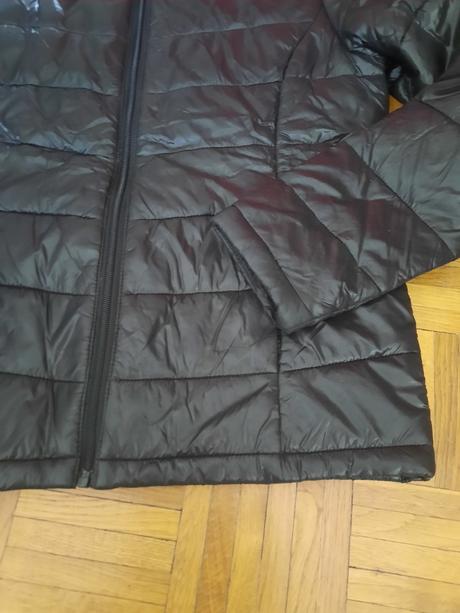 Dámska prešívaná bunda, 36