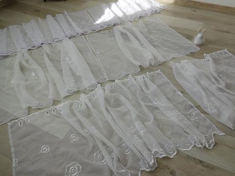 Záclonky na balkonové a kuchynské okno,,