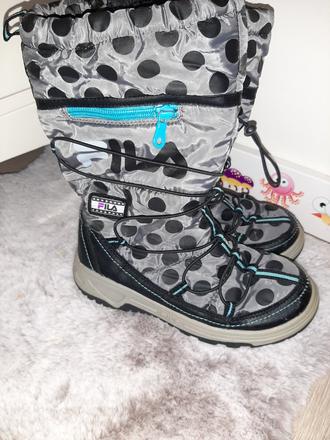 Snehule fila, fila,34