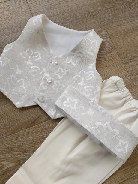 Slávnostný komplet, 74