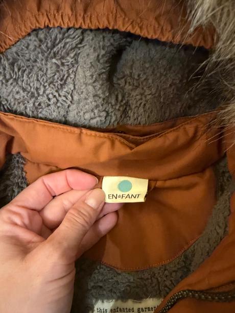 En fant zimna bunda 110, 110