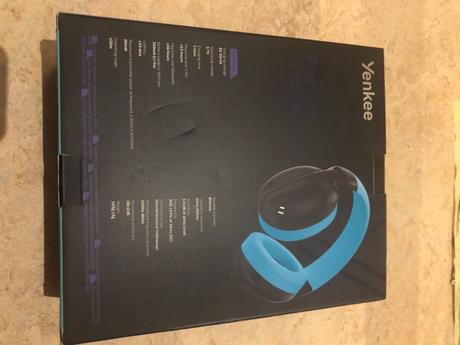 Sluchatka (nove, len otvorene-2xrovnaky darcek), 