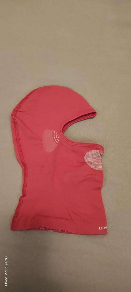 Kukla pod prilbu, <50