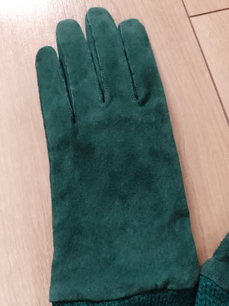 Nádherné rukavice,top stav, 