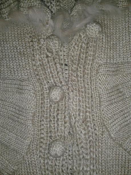 Dievčenská vlnená vestička, 122