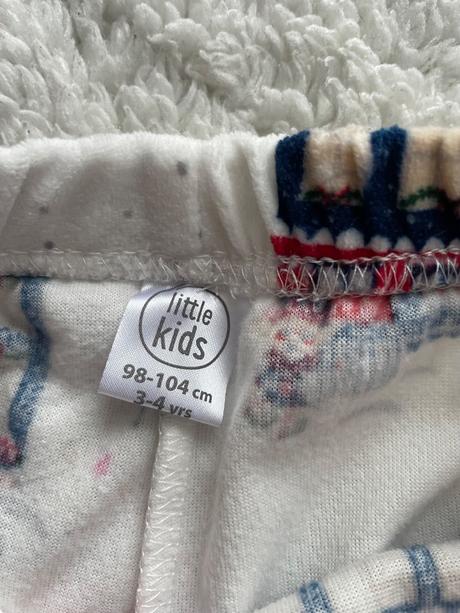 Vianocna plysova suprava, 98