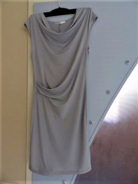 Luxusné spoločenské šaty, s