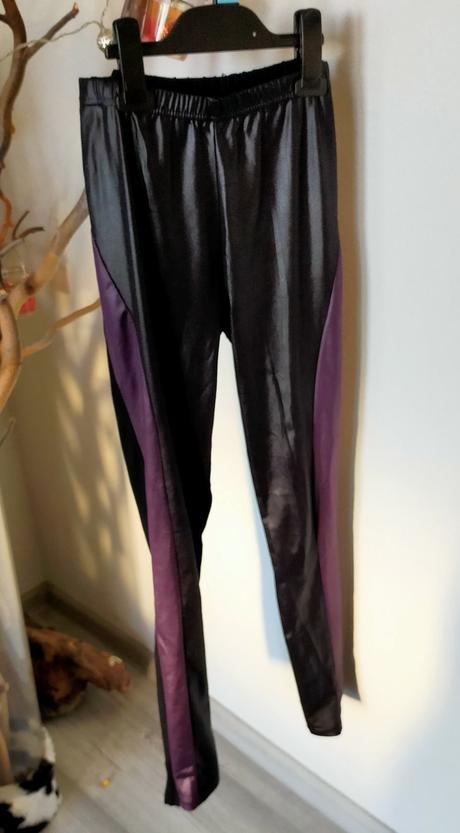 Tenučké legíny, s