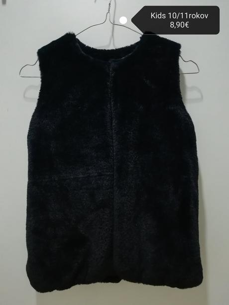 Čierna kožušinová vesta, next,146