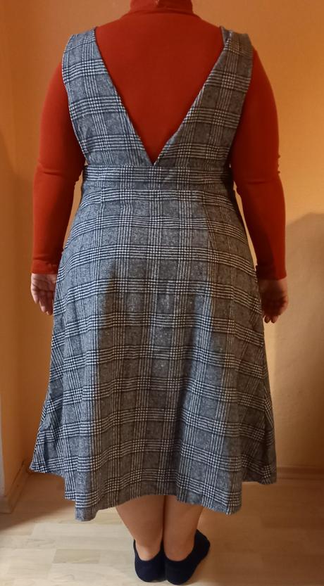 Kárované teplé šaty pre moletky, xxl