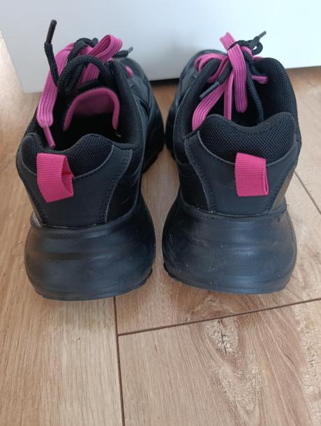 Tenisky,top stav, 39