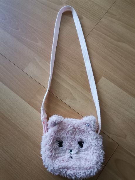 Dievčenská kabelka, 