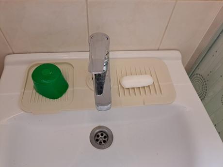 Podlozka protismykova do umyvadla,