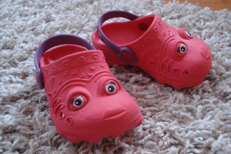 Next crocsy, next,20