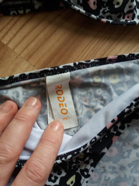 Bikiny c&a č.134/140, c&a,134