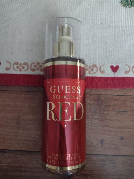 Guess telový sprej, 