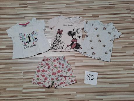 Tričká a kraťasky, 80