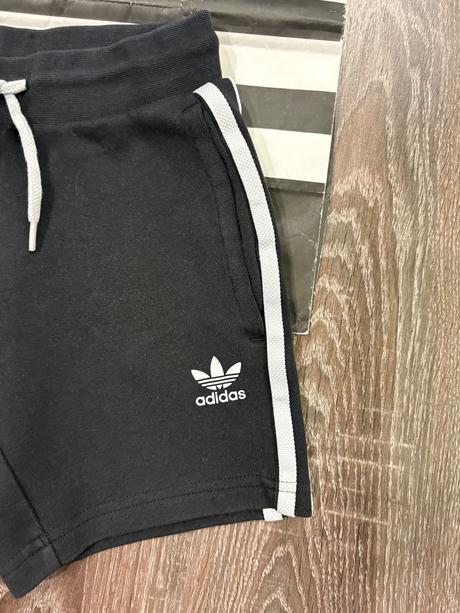 Adidas kratasy na 4-5 rokov, adidas,104