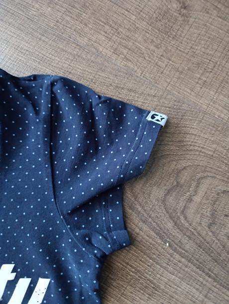 Tričko, authority,s