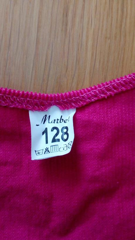 Dievčenské šaty, 128