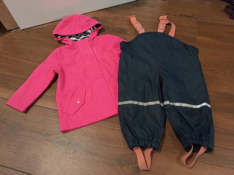 Súprava do dažďa, 80