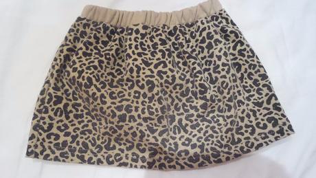 Leopardia sukňa, 104