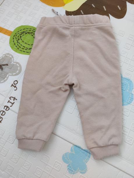 Béžové frajerske teplaky, dopodopo,74