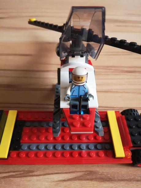 Lego city 60183 ťahač na prepravu ťažkého nákladu,