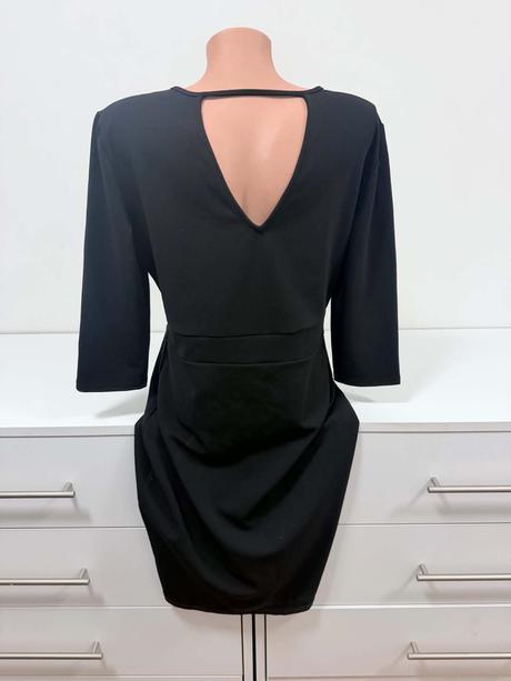 Elegantné čierne šaty mierne elastické, xl