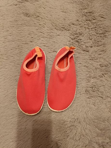 Topánky do vody, 29