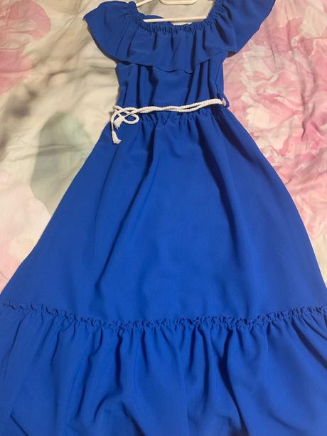 Tmavomodré satky s volanikom, 