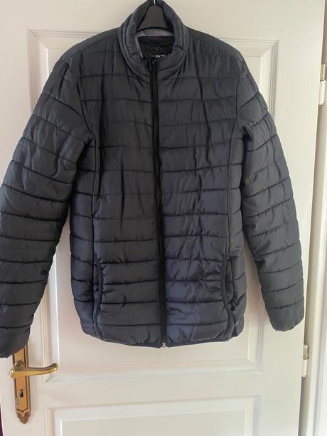 Chlapcenska bunda s, s