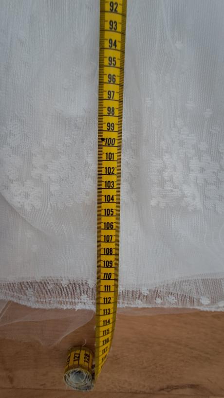 Šaty na 1.sv.prijímanie, 152