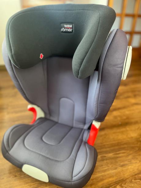 Autosedacka britax romer kidfix 15-36 kg, britax