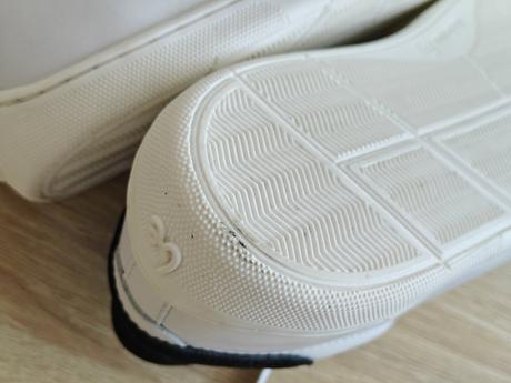 Royale - white & black 37 p142, be lenka,37