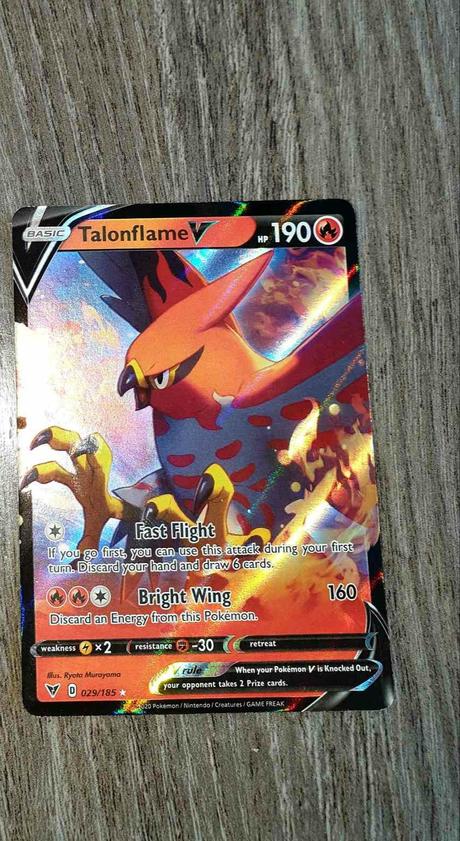 Pokemon silna leskla karta v,