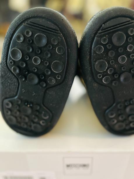 Snehule moschino, moschino,27