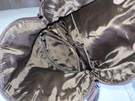 Nová crossbody kabelka,