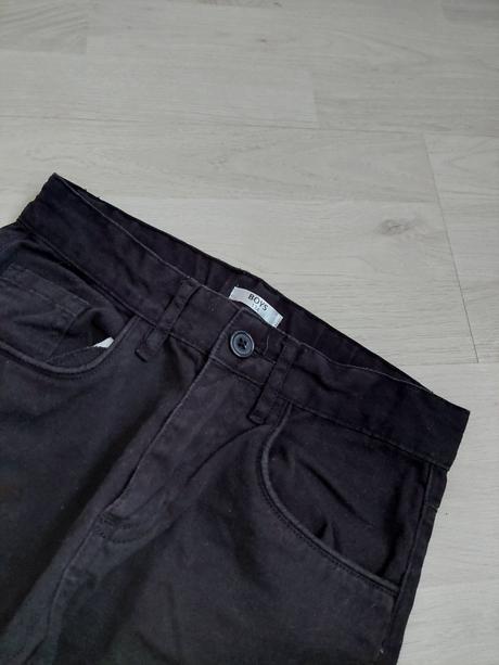 Nohavice č.134, 134