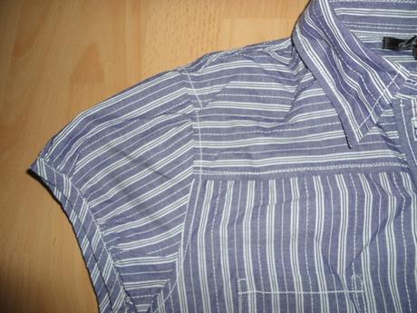 Fialova kosela s bielym pasikom, gate,s