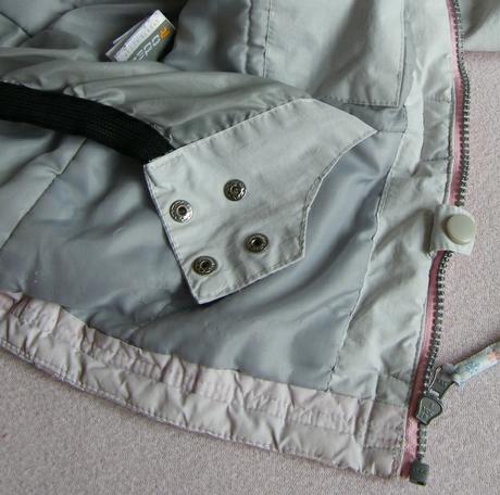 Sportova ruzovo-biela vetrovka, c&a,116