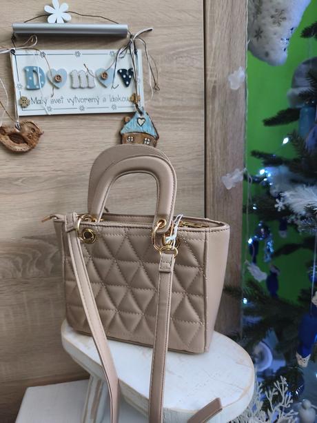 Malá štýlová kabelka,