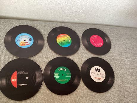 Drevené podložky pod poháre,