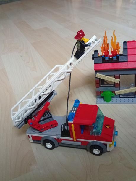 Lego60003 hasičská pohotovost, 