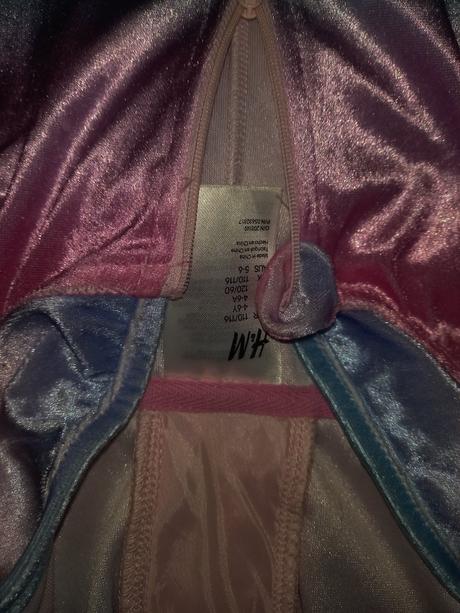 Kostým jednorožec hm,