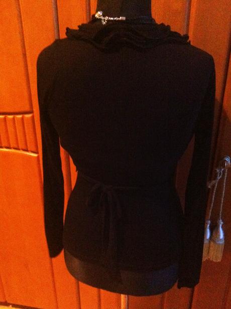 Čierne tričko s dlhým rukávom, amisu,s