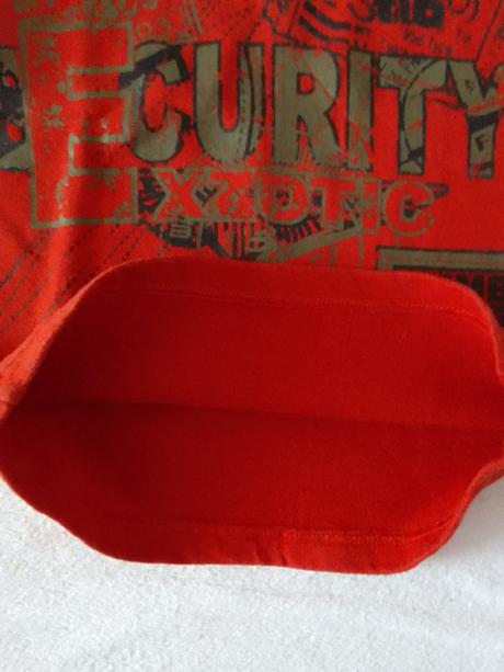 Mikina security, 134